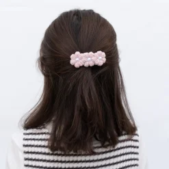 Clip hecho mano flores rosa crochet perlas