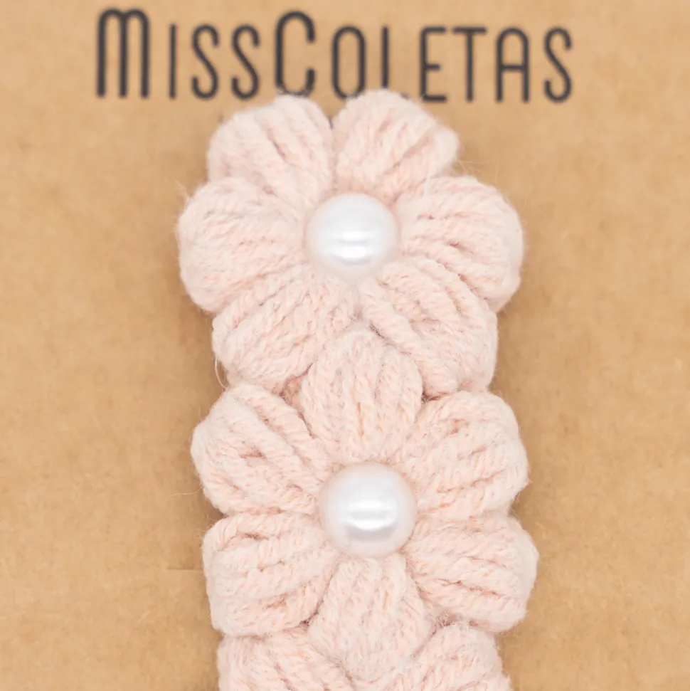 Clip hecho mano flores rosa crochet perlas