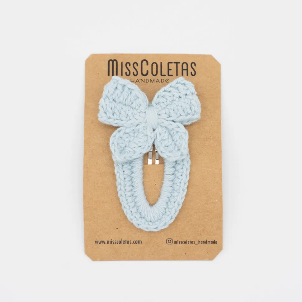 Clip lazo crochet azul celeste