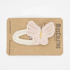 Clip mariposa crochet rosa