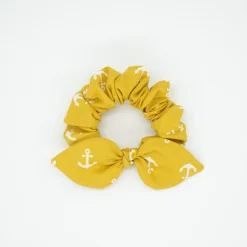 Coletero scrunchie lazo amarillo ocre anclas