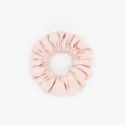 Coletero scrunchie rosa nude
