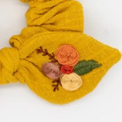 Coletero scrunchie rústico bordado