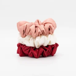 Coletero scrunchie satén blanco perla