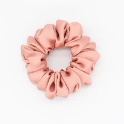 Coletero scrunchie satén rosa