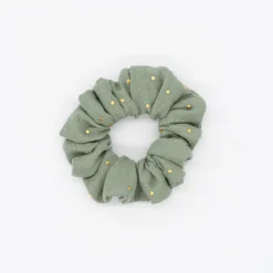 Coletero scrunchie verde claro topos dorados