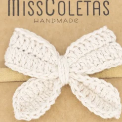 Diadema bebé lazo crochet beige