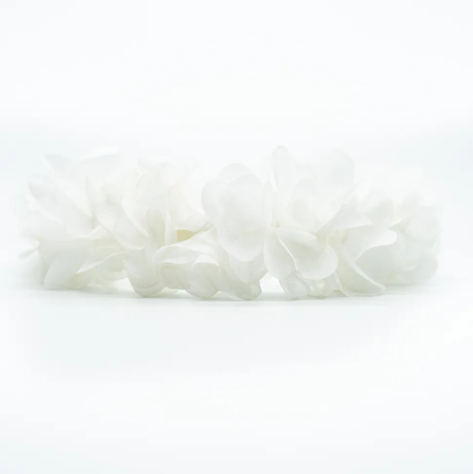 Diadema flores blancas