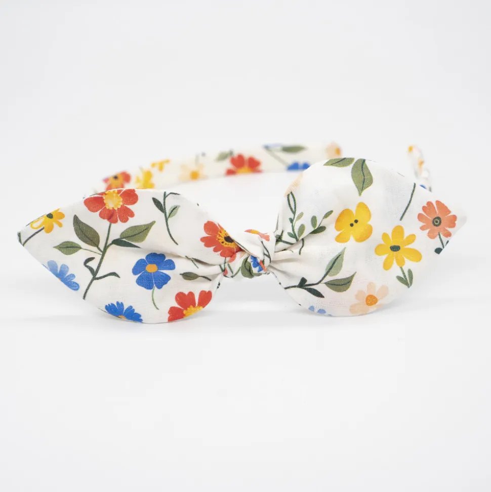 Diadema lazo blanca flores hecha a mano