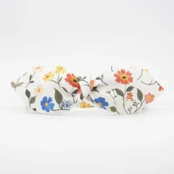 Diadema lazo chloé blanca flores hecha a mano