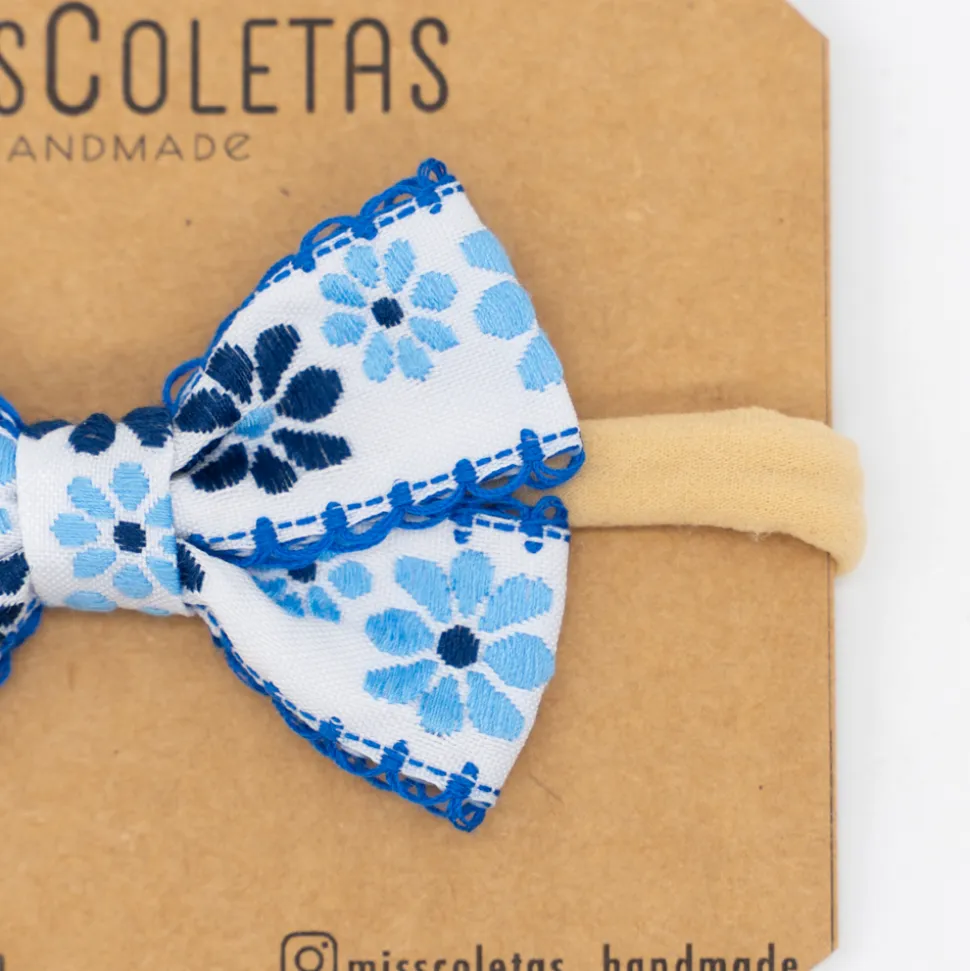 Diadema lazo doble de cinta bordada azul