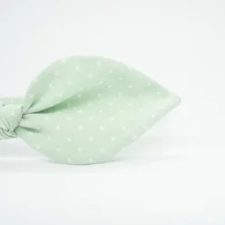 Diadema lazo verde mint topos hecha a mano