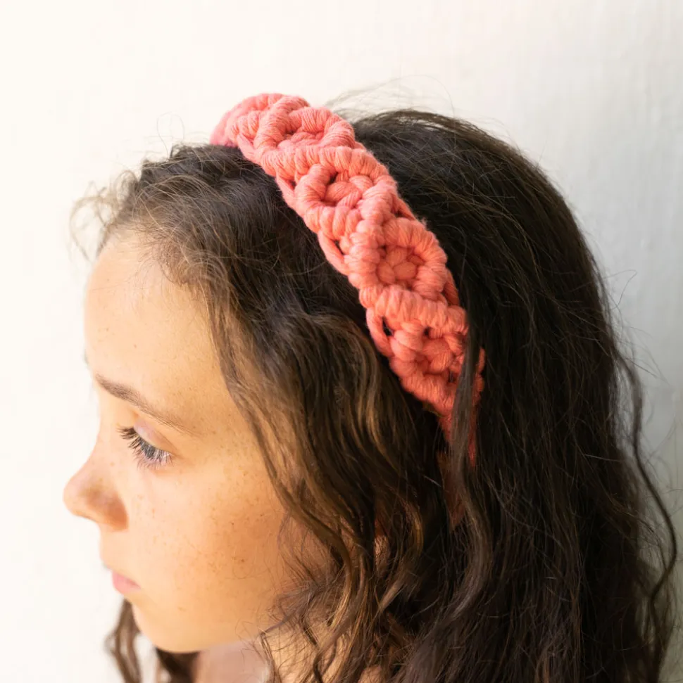 Diadema macramé color coral