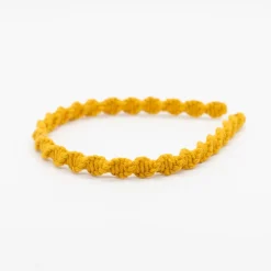 Diadema macramé fina amarillo ocre