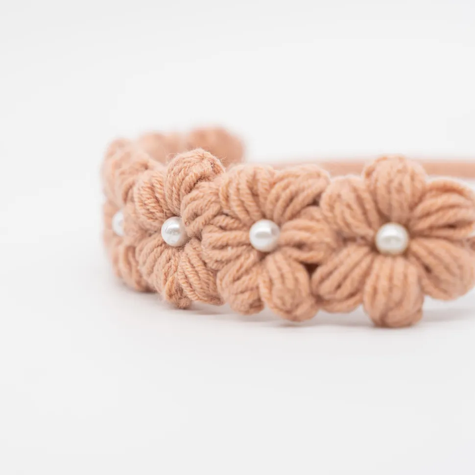 Diadema niña flores crochet perla rosa nude oscuro