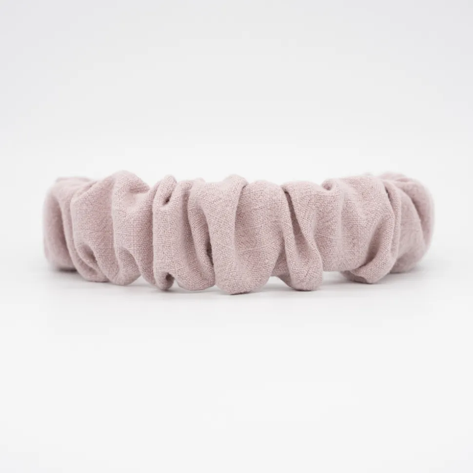 Diadema scrunchie rosa empolvado