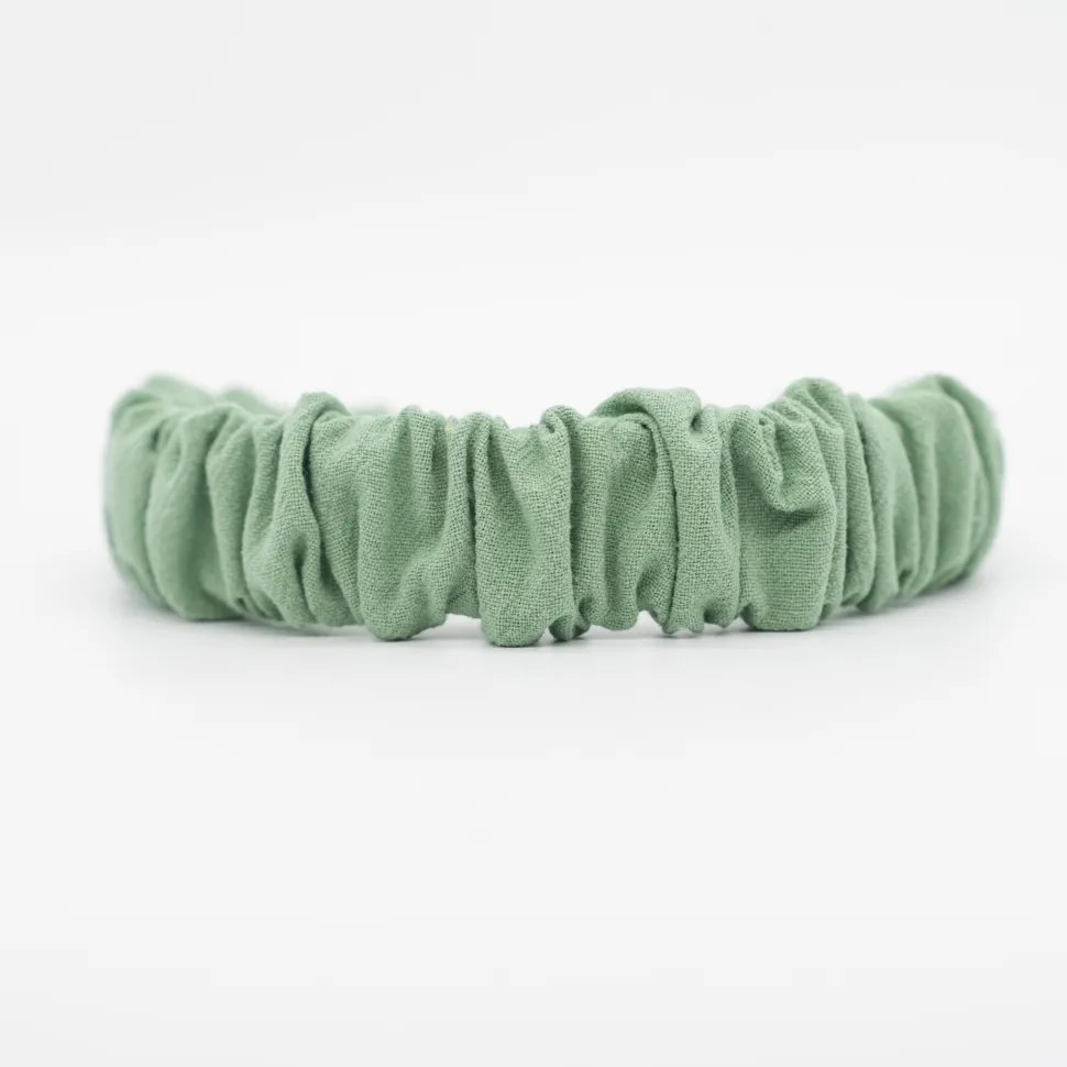 Diadema scrunchie verde texturado