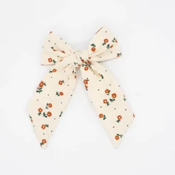 Lazo coquette beige flores vintage