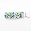 Llavero pulsera scrunchie flores