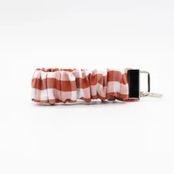 Llavero pulsera scrunchie vichy