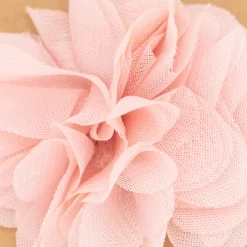 Pinza flor rosa tul