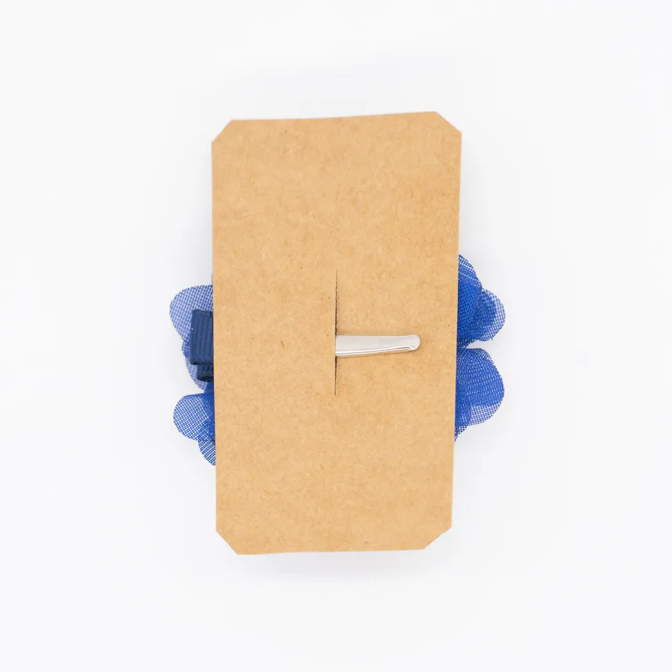 Pinza flor tul azulón