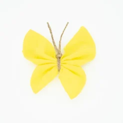 Pinza mariposa amarillo canario plumeti