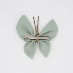 Pinza mariposa verde agua rústico